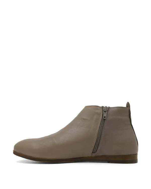 BUENO HALO ANKLE BOOTS
