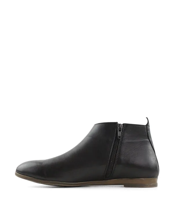 BUENO HALO ANKLE BOOTS