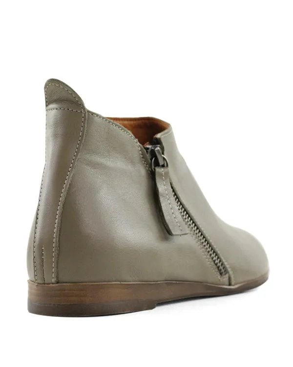 BUENO HALO ANKLE BOOTS