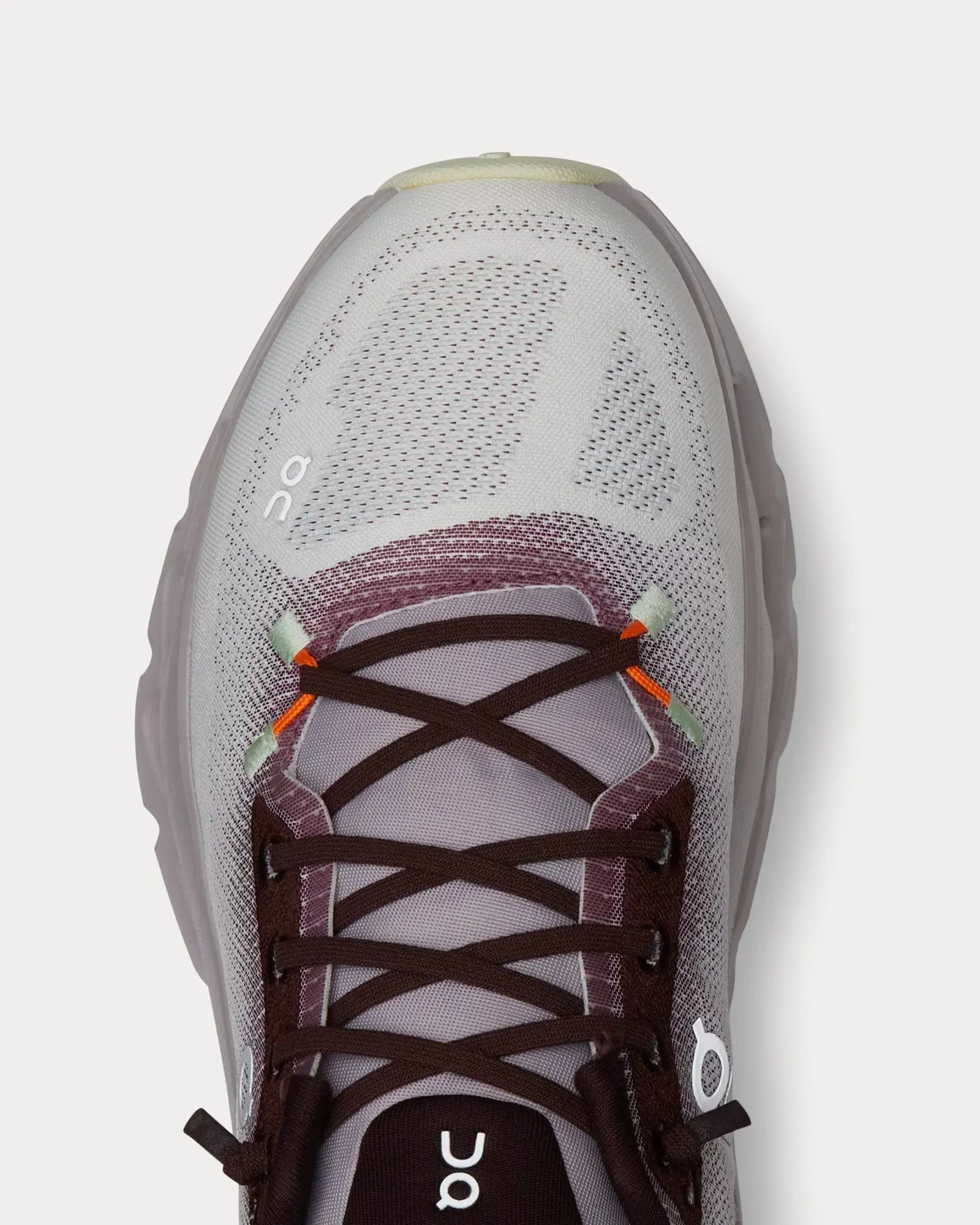 Cloudtilt Quartz / Pearl Low Top Sneakers