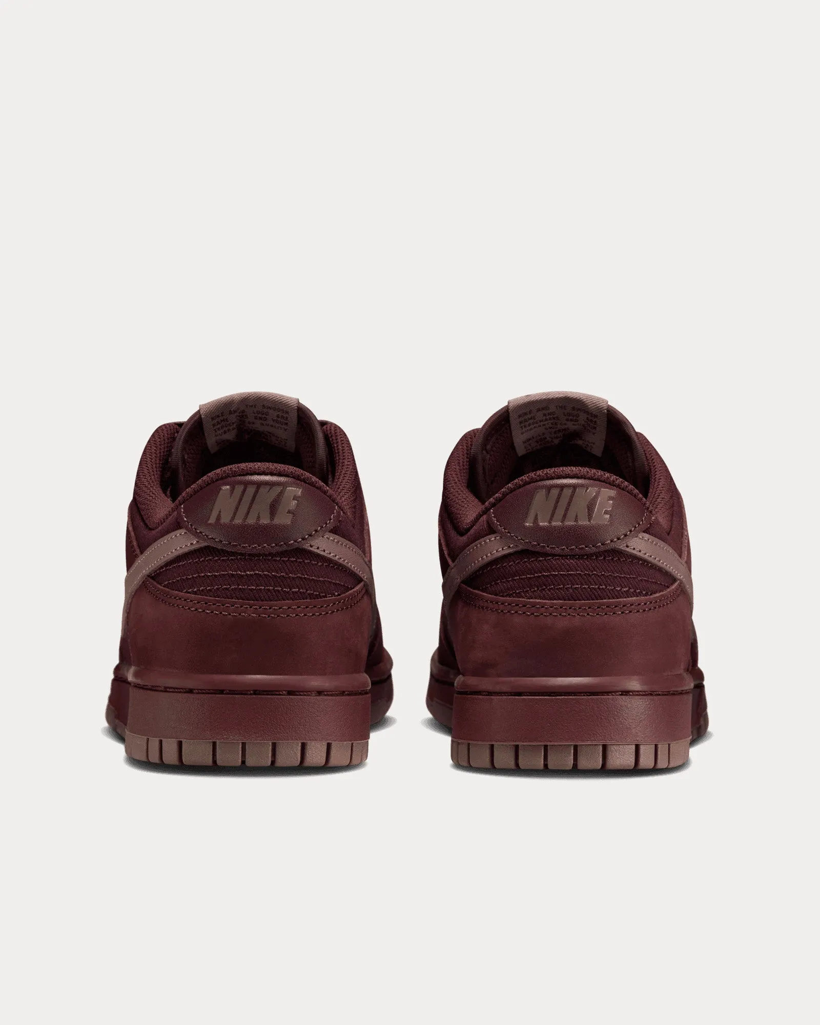 Dunk Low Retro Burgundy Crush / Plum Eclipse Low Top Sneakers